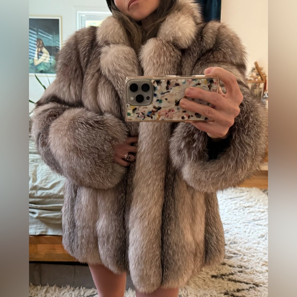 Stunning Crystal Fox plush stroller coat, M